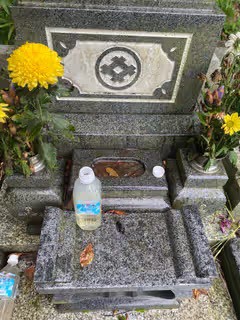 香炉・水鉢の様子 （Before）